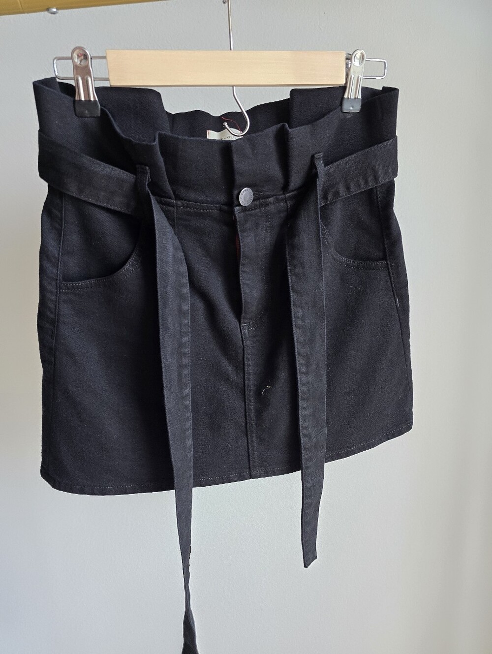 ALICE AND OLIVIA DENIM SKIRT